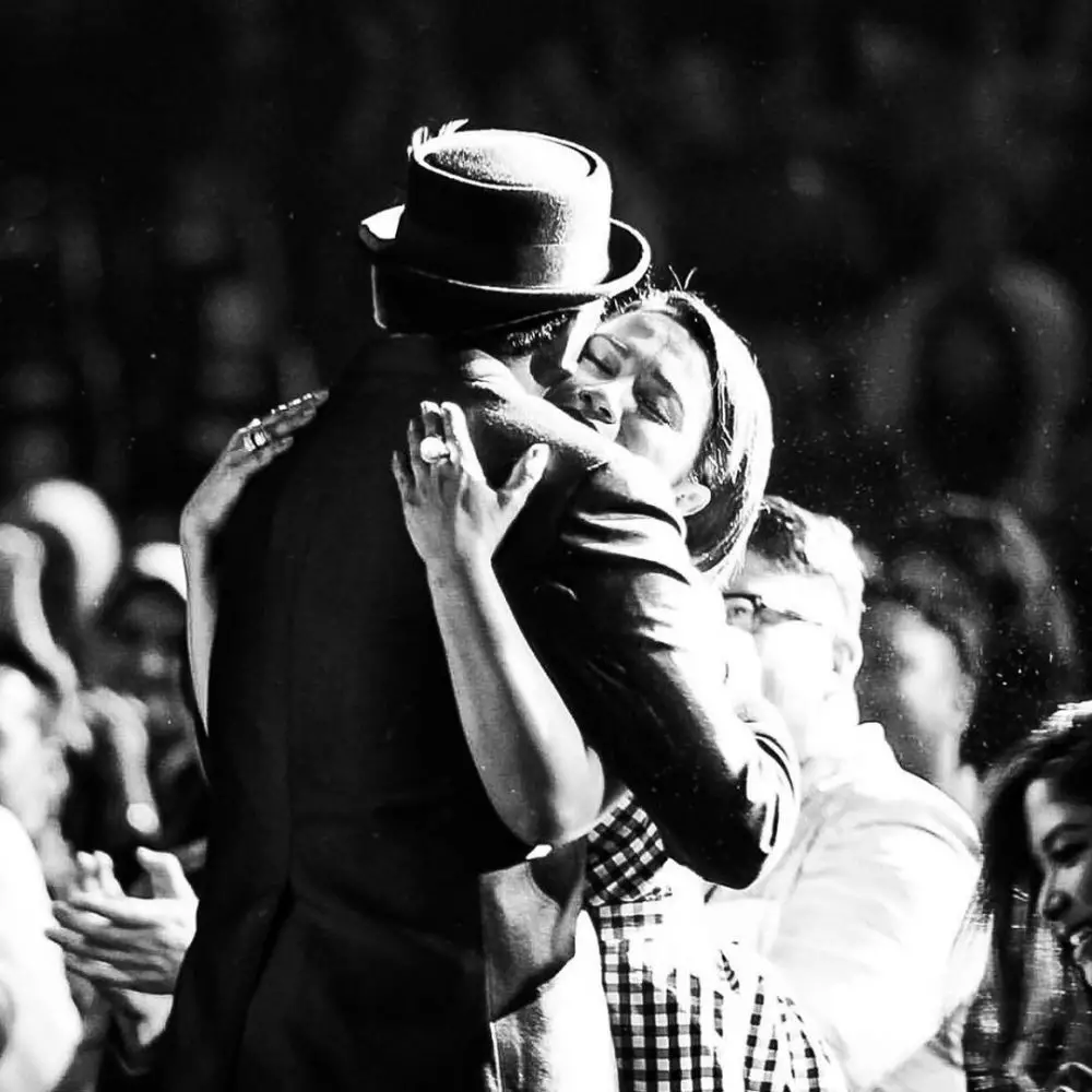 Glenn Fredly jadi fans Ruth Sahanaya instagram