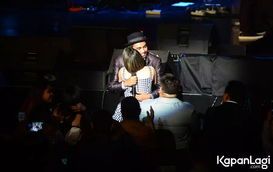 Glenn Fredly jadi fans Ruth Sahanaya instagram