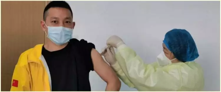 Cerita pria asal China yang jadi relawan uji vaksin Covid-19