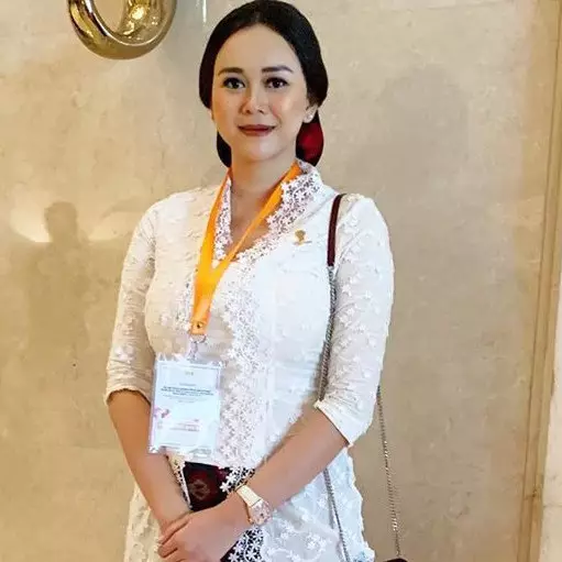 Curhat Aura Kasih tentang mantan, ungkap kisah cinta masa lalu