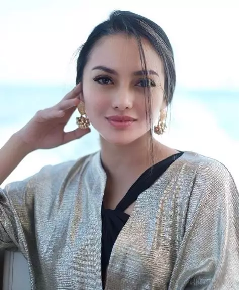 Dukungan 10 seleb untuk Mutia Ayu Instagram Dukungan 10 seleb untuk Mutia Ayu Instagram