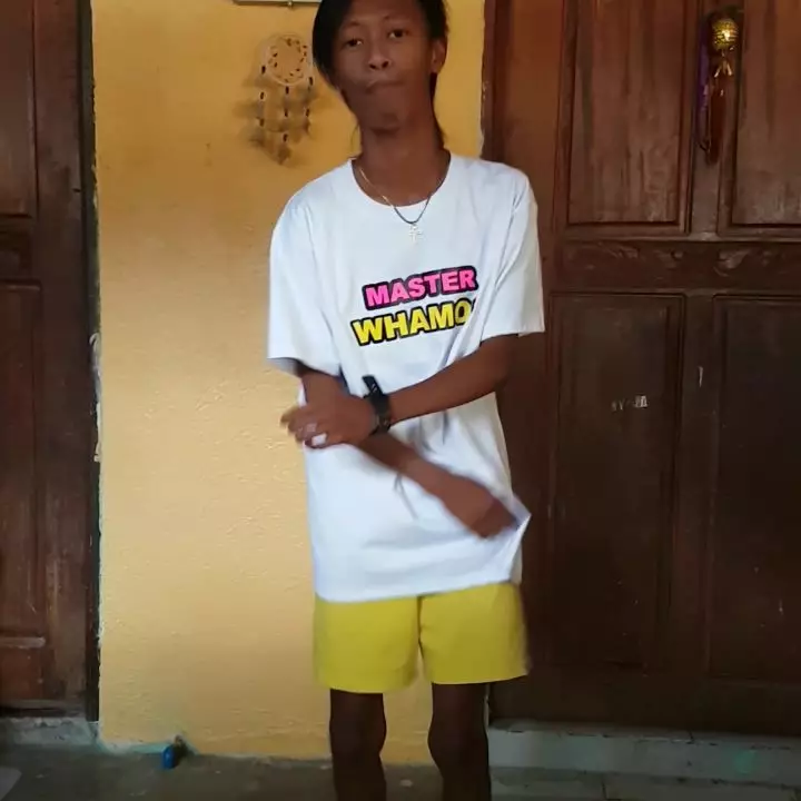 Dancer yang viral di TikTok instagram Dancer yang viral di TikTok instagram