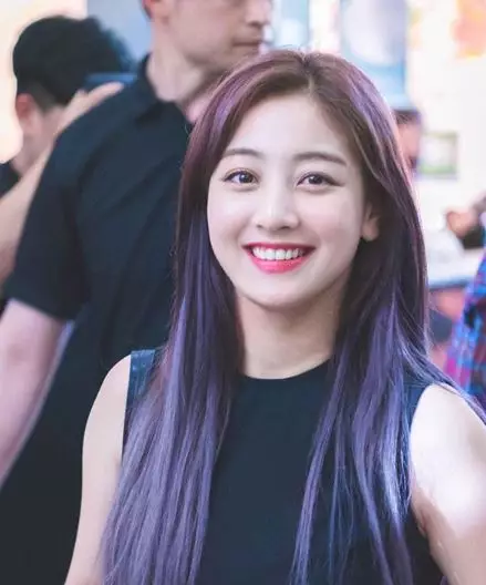 12 Idol K-Pop dengan masa trainee terlama Instagram