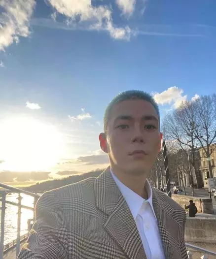 12 Idol K-Pop dengan masa trainee terlama Instagram