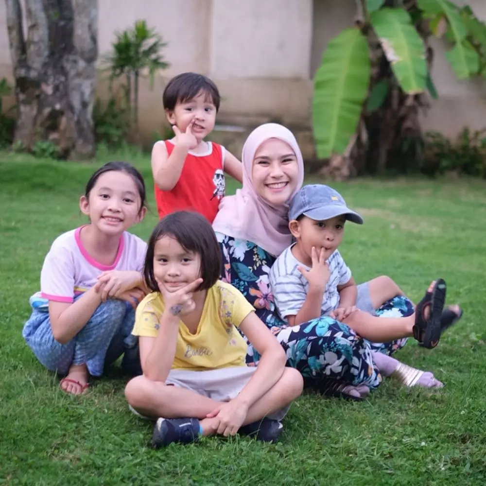 potret kompak anak zaskia dan hanung instagram potret kompak anak zaskia dan hanung instagram