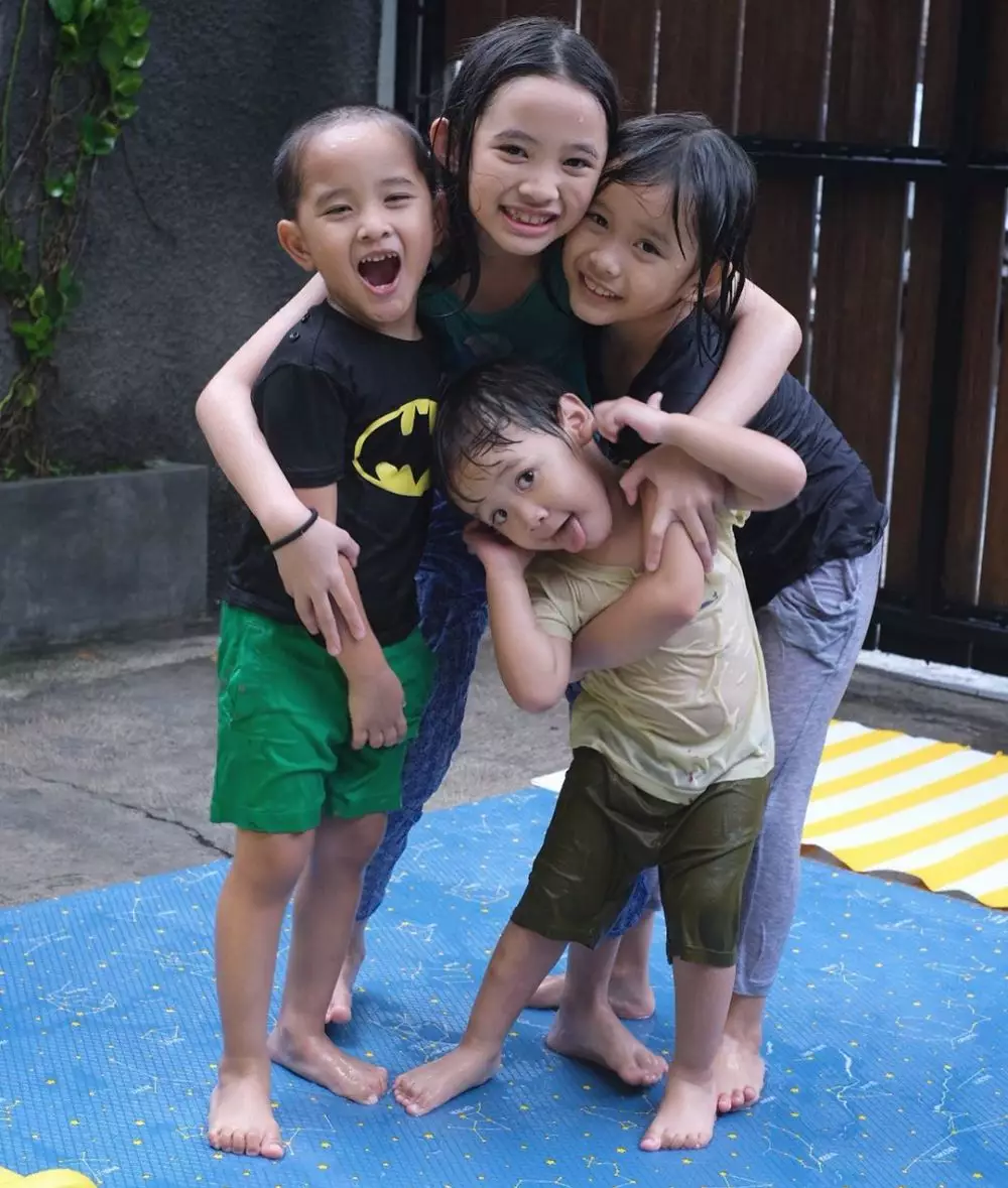 potret kompak anak zaskia dan hanung instagram potret kompak anak zaskia dan hanung instagram