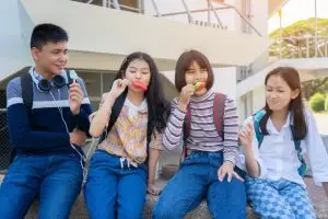 Nikmatnya 4 es legendaris ini bikin nostalgia kumpul bareng teman