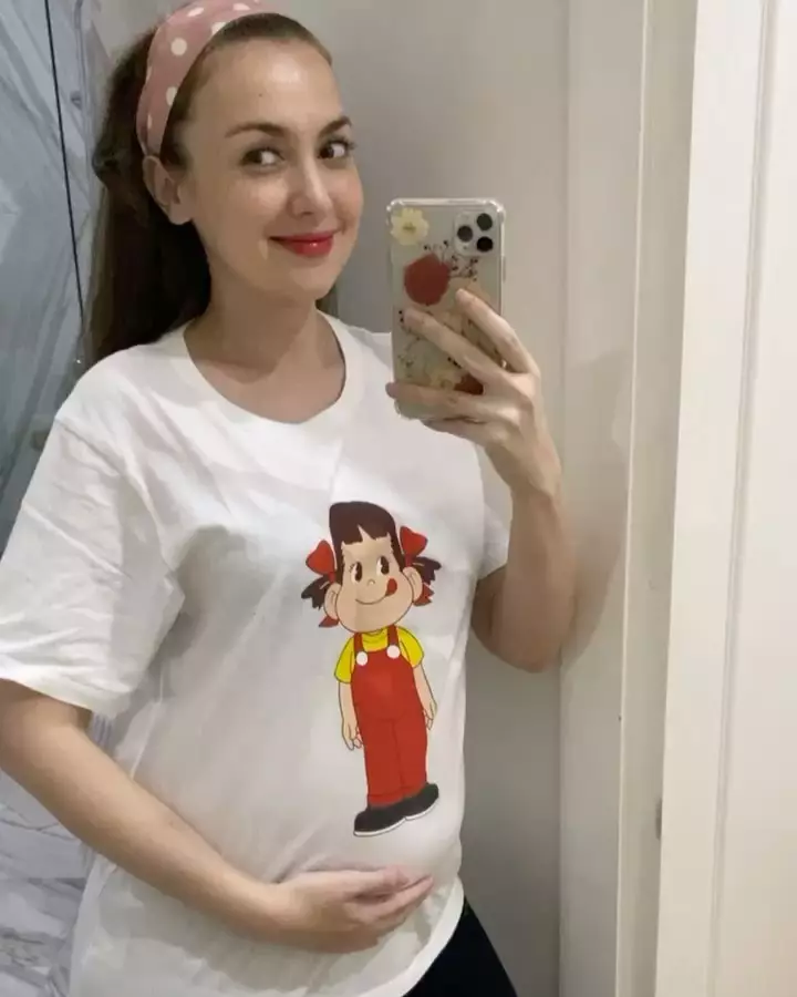 rianti pamer baby bump © 2020 brilio.net