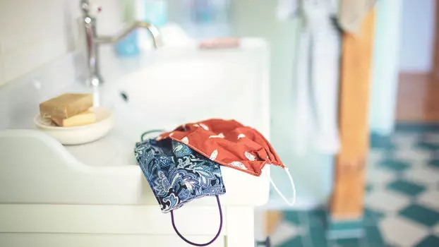 Cara mencuci masker kain secara benar Istimewa