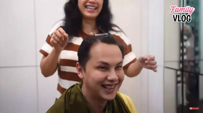 momen ussy cukur rambut andhika youtube