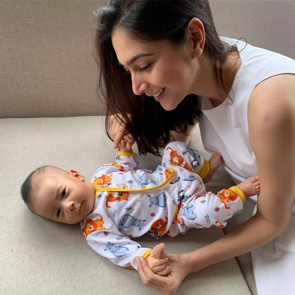 Nabila Syakieb momong anak Instagram Nabila Syakieb momong anak Instagram