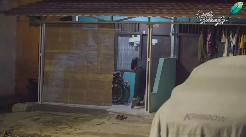 Aksi Arie Untung operasi senyap YouTube