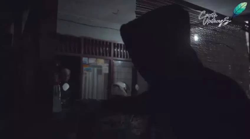 Aksi Arie Untung operasi senyap YouTube