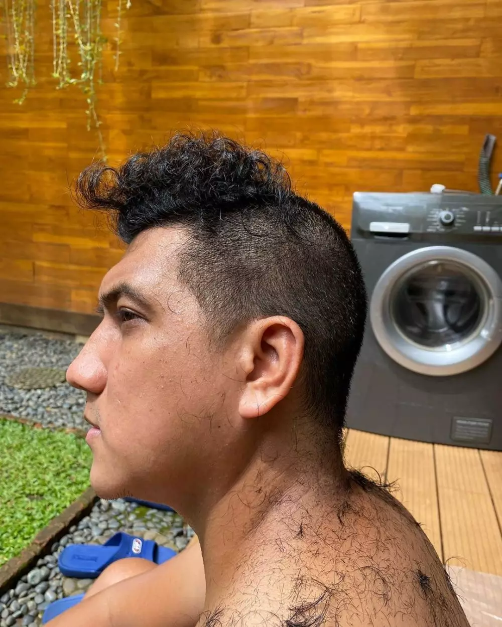 seleb cukur rambut suami instagram