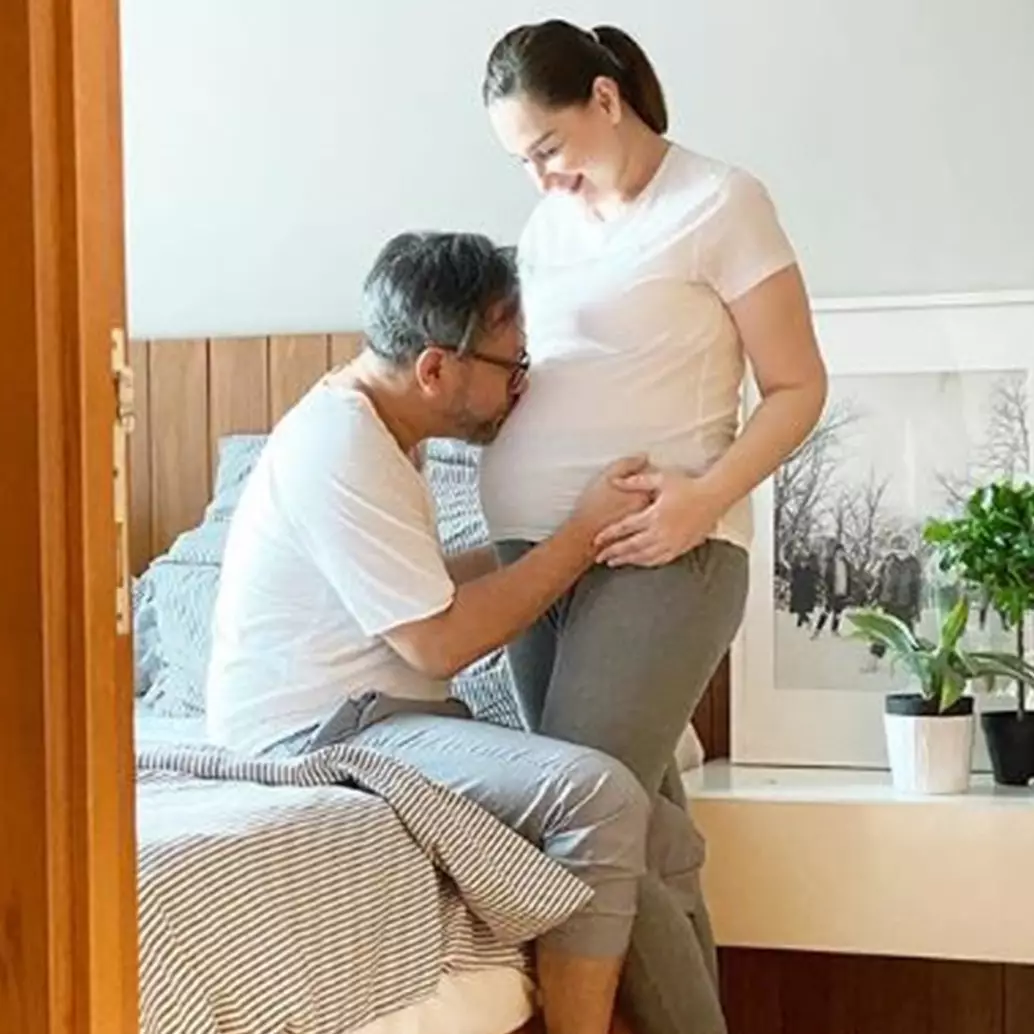 5 Seleb ini bersiap tak didampingi suami saat melahirkan