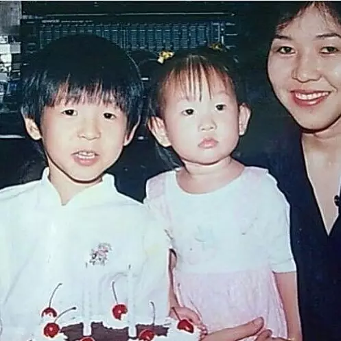 pesona ibunda Ernerst Prakasa instagram