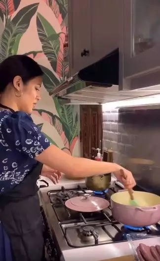 potret raisa masak di rumah instagram potret raisa masak di rumah instagram
