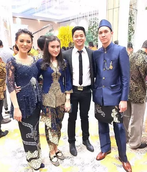 6 pesona Angbeen Rishi kenakan kebaya Instagram 6 pesona Angbeen Rishi kenakan kebaya Instagram