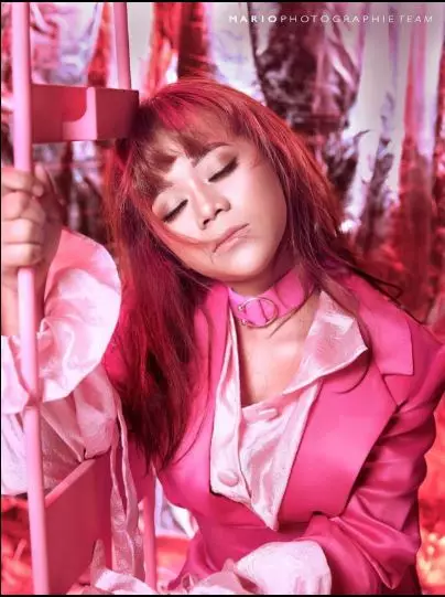 6 Gaya pemotretan Cimoy Instagram