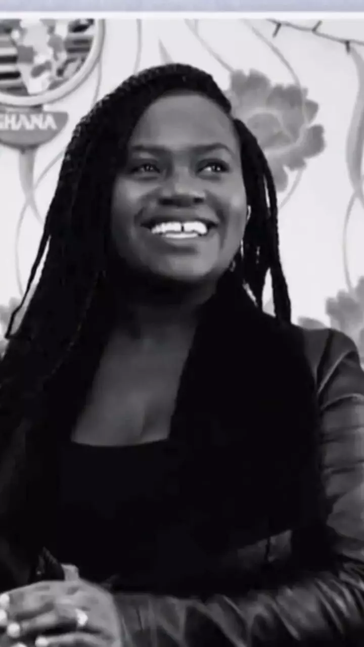 perawat meninggal setelah melahirkan  Instagram