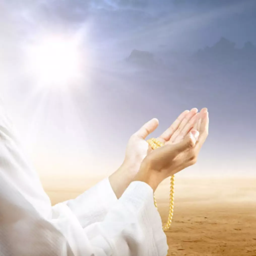 Kisah Nabi Adam dari proses penciptaan hingga turun ke bumi