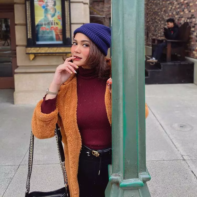 Pesona Dinda Shafay curi perhatian Berbagai sumber Pesona Dinda Shafay curi perhatian Berbagai sumber