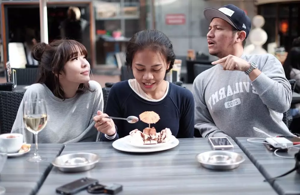 seleb makan bareng ART © 2020 brilio.net seleb makan bareng ART © 2020 brilio.net