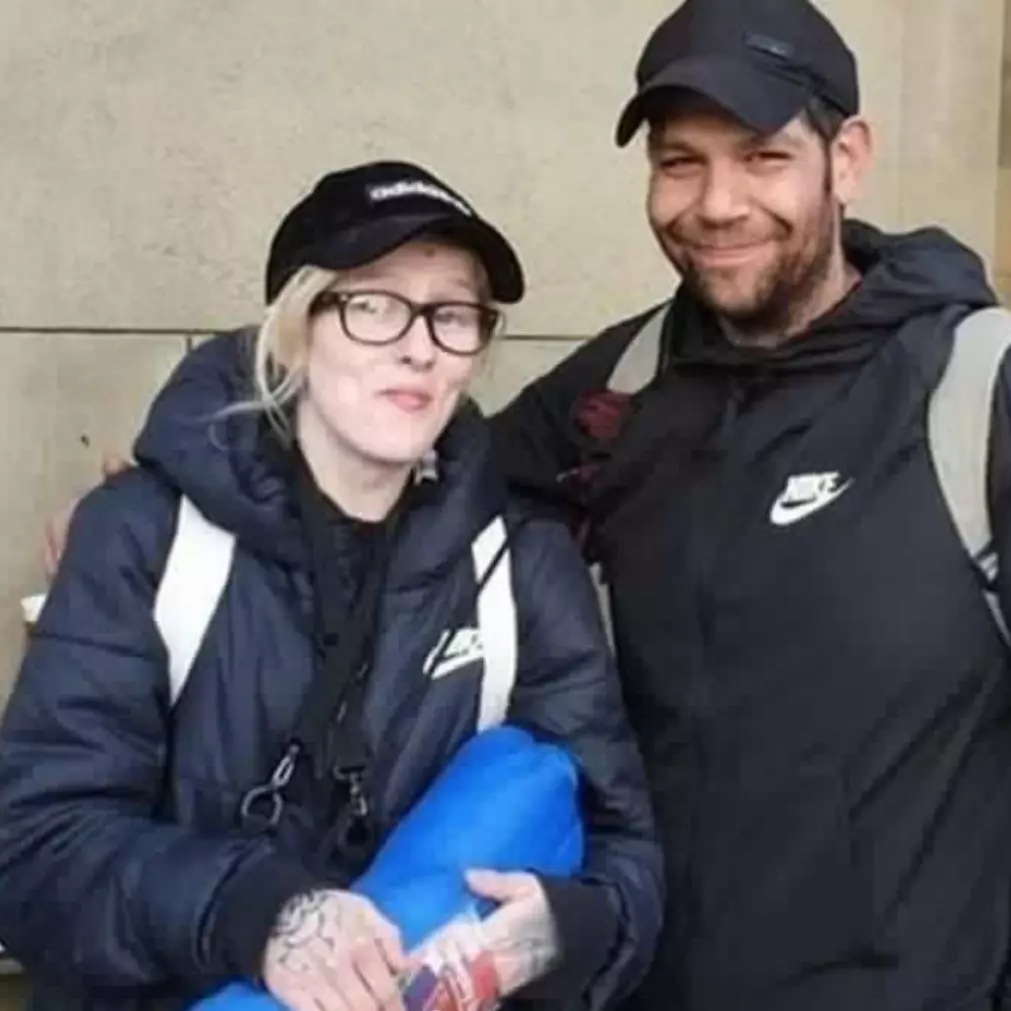 Kisah pilu pasangan yang terpaksa tinggal di hutan karena corona