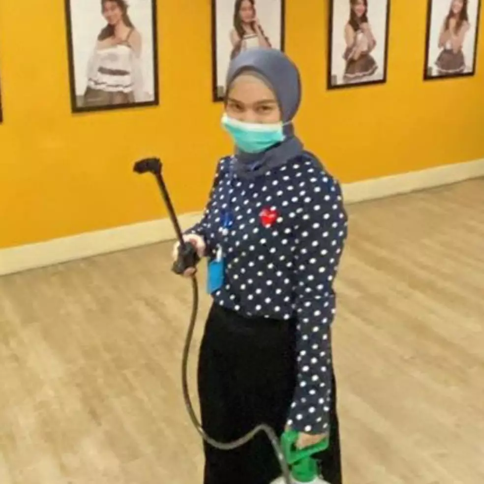 5 Momen Melody bersihkan Theater JKT48 ini curi perhatian