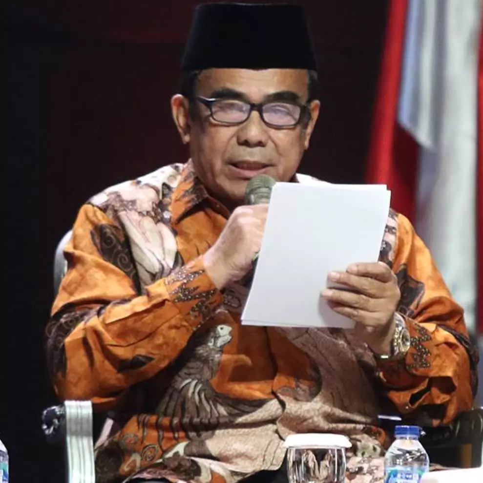 Kemenag: Masyarakat salat tarawih di rumah saja