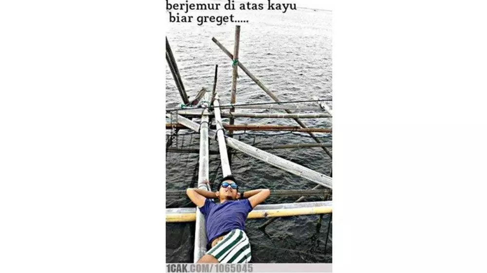 6 Potret kelakuan orang berjemur ini bikin geleng kepala © 2020 brilio.net 6 Potret kelakuan orang berjemur ini bikin geleng kepala © 2020 brilio.net