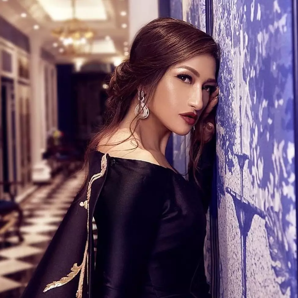 10 Momen bahagia Rahma Azhari menikah dengan Paris Chong