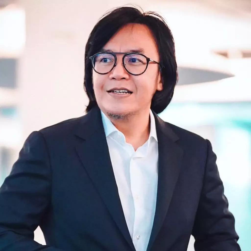 Ari Lasso unggah foto lawas Dewa 19, Ahmad Dhani curi perhatian