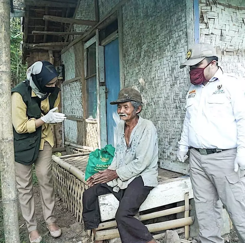 Momen Sonya Fatmala blusukan beri bantuan  Instagram