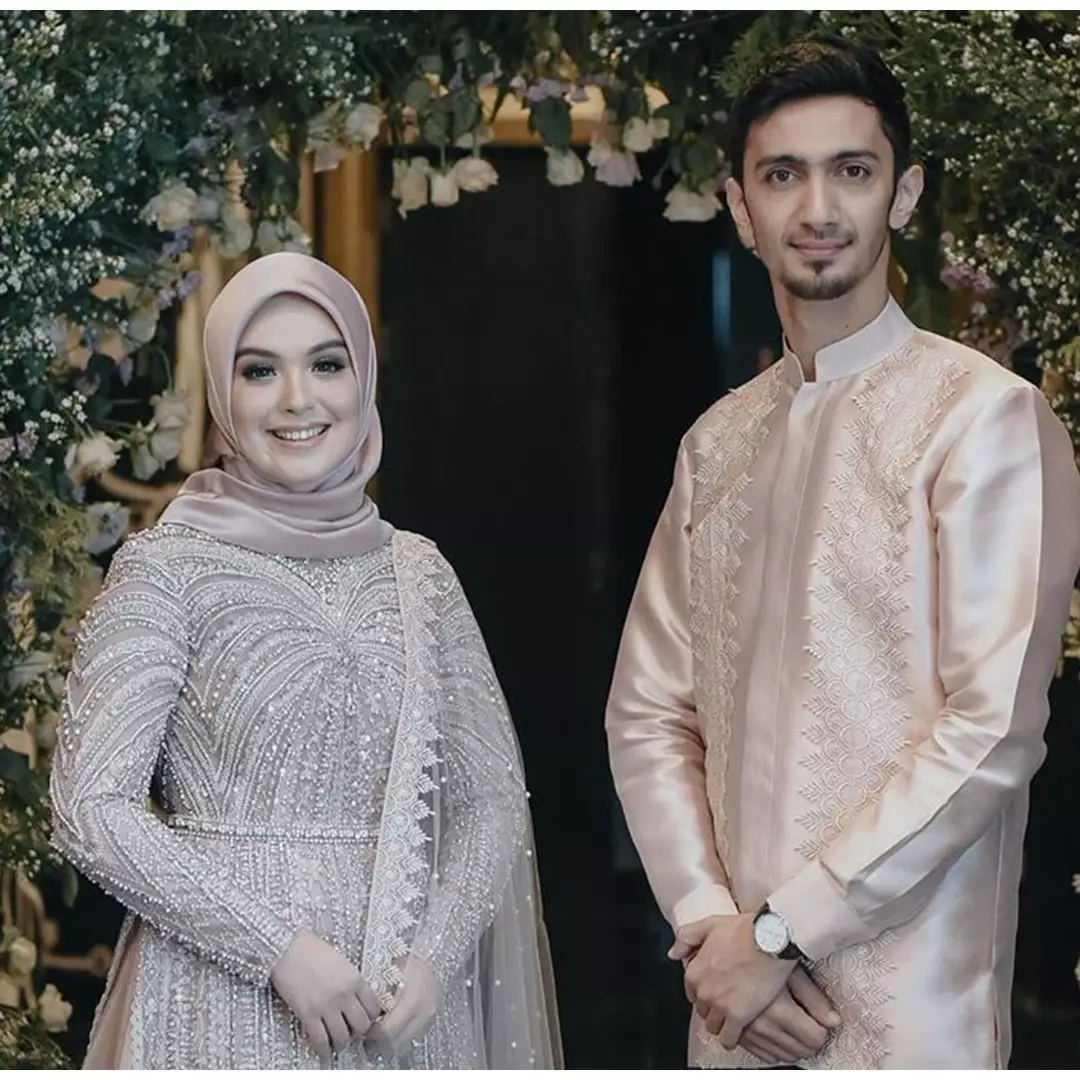 10 Momen pernikahan Vebby Palwinta di tengah pandemi corona