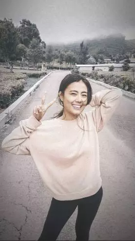 potret resta adikara seleb tiktok mirip Agnez Mo instagram