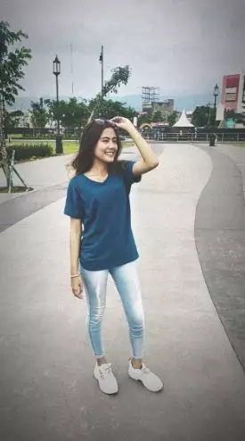 potret resta adikara seleb tiktok mirip Agnez Mo instagram