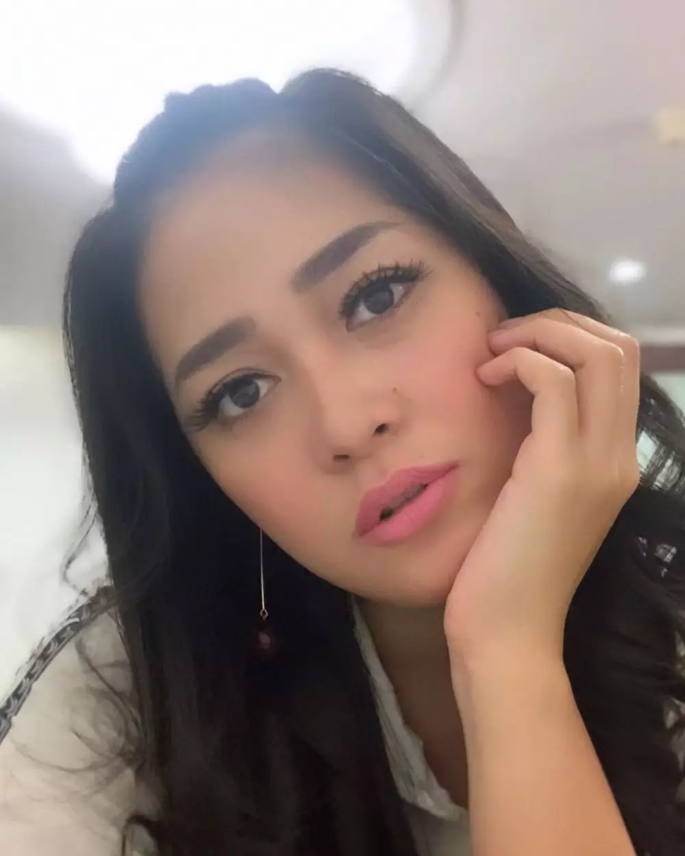 dandanan Gracia Indri ini curi perhatian Instagram