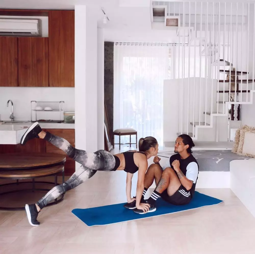 pasangan seleb olahraga di rumah instagram pasangan seleb olahraga di rumah instagram