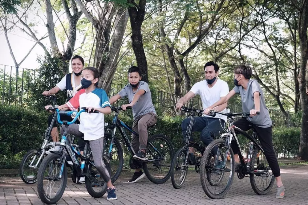 pasangan seleb olahraga di rumah instagram pasangan seleb olahraga di rumah instagram