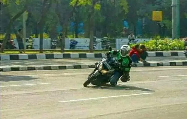 driver ojek online motogp © 2020 brilio.net