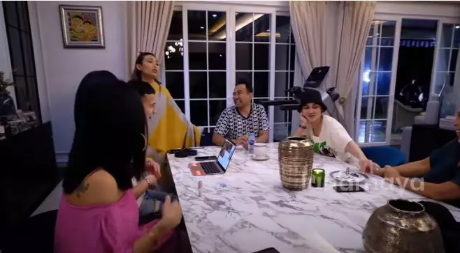 herjunot bertemu mentri ceria YouTube  herjunot bertemu mentri ceria YouTube