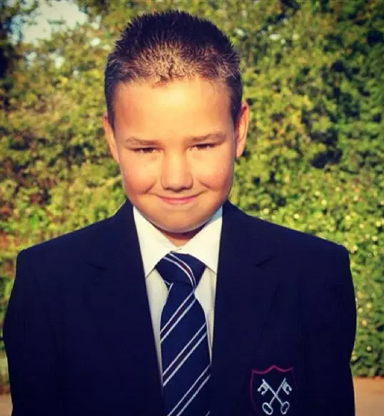 10 Potret personel One Direction saat belia Instagram