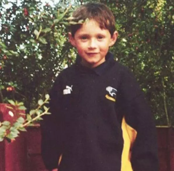 10 Potret personel One Direction saat belia Instagram