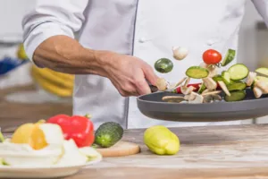 5 Kesalahan umum memasak yang sering dilakukan tanpa disadari