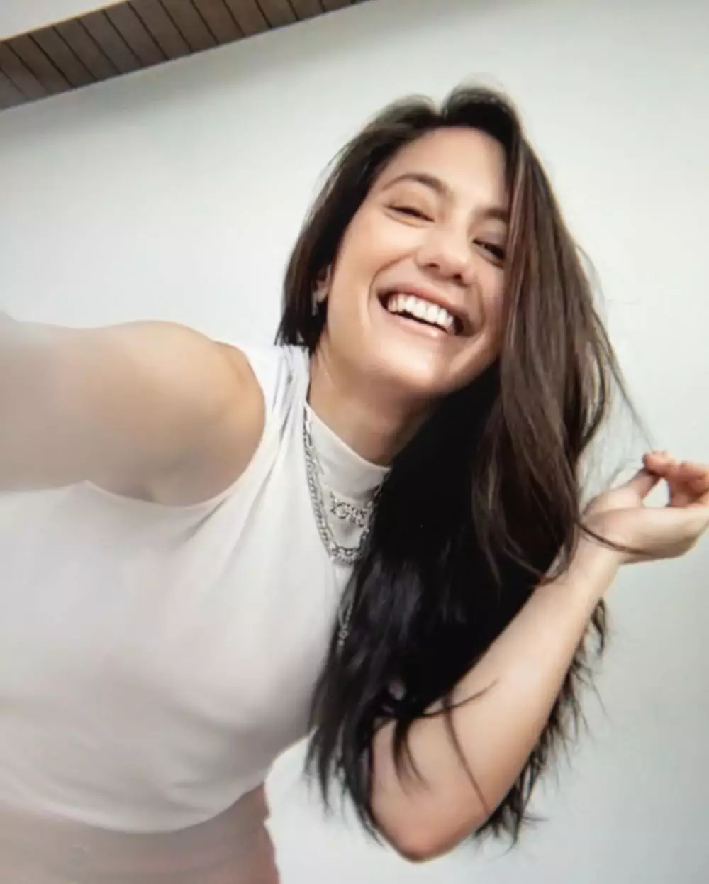 Pevita belum mandi lakukan virtual photoshoot © 2020 brilio.net