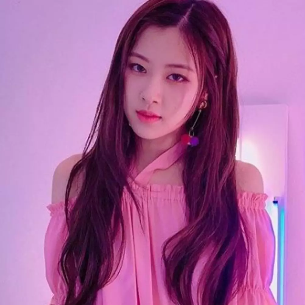 Tak banyak yang tahu, 10 idol K-Pop ini bertangan kidal