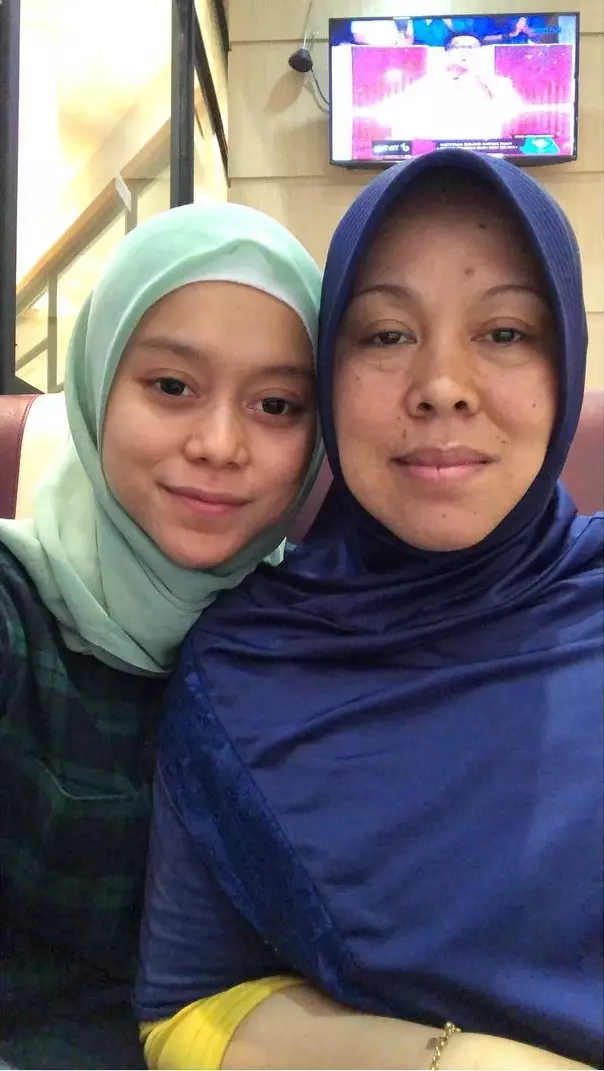 lesty kejora tanpa makeup © 2020 brilio.net lesty kejora tanpa makeup © 2020 brilio.net