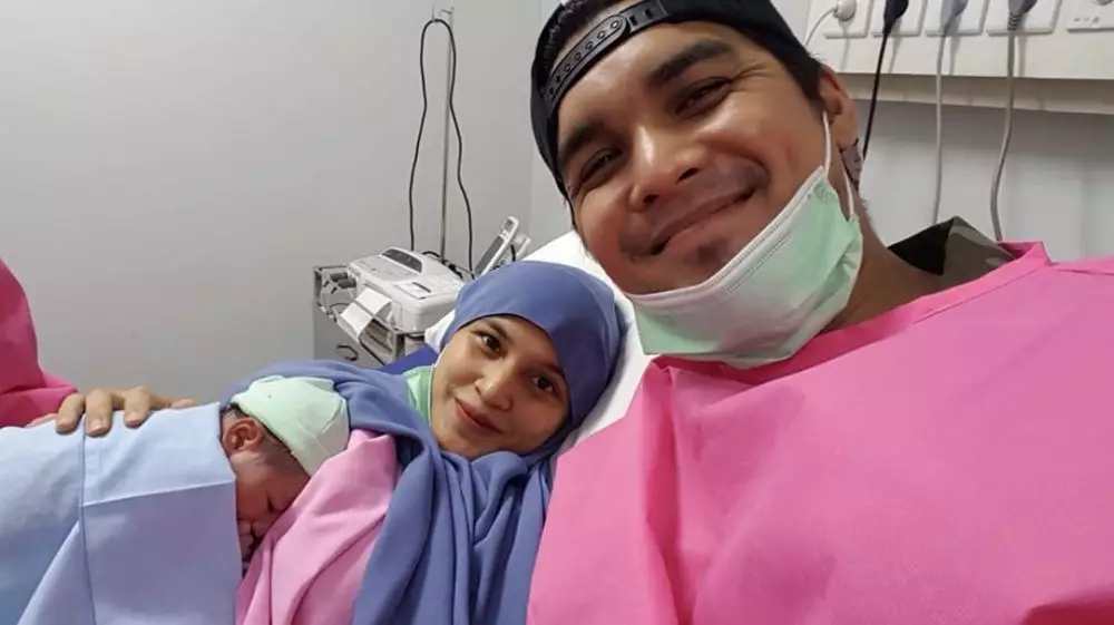 kelahiran anak Mario instagram kelahiran anak Mario instagram