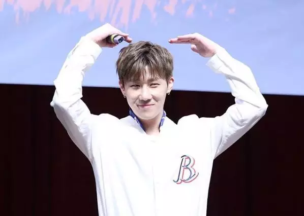 9 idol K-Pop ini sempat ditentang orangtua Instagram 9 idol K-Pop ini sempat ditentang orangtua Instagram